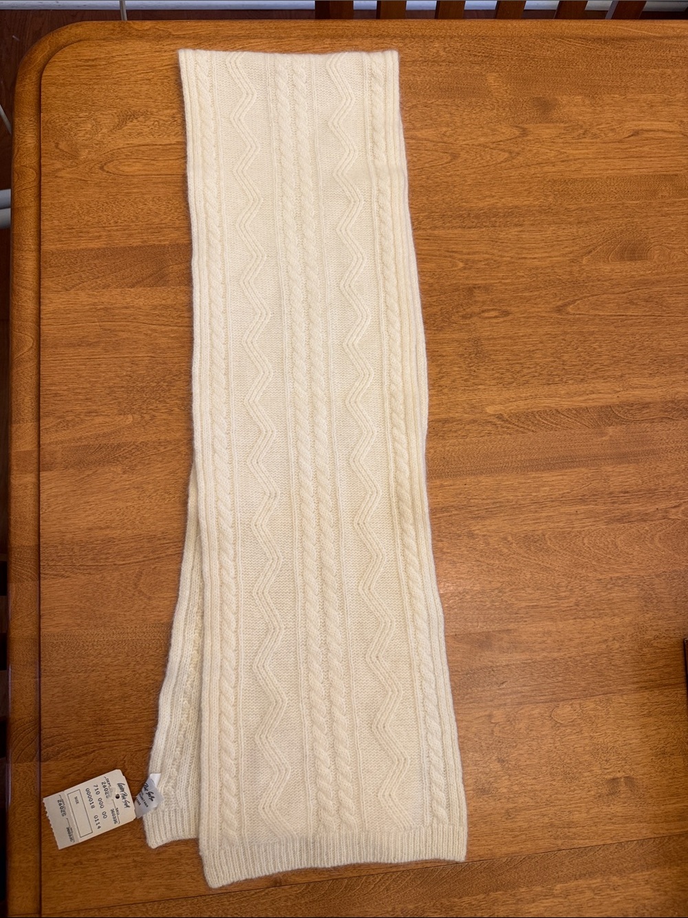 Cream Cable Knit Scarf - Classic Textured Design